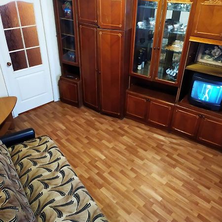 Прокофьева 24Б Уютная Посуточная Квартира Sumy Esterno foto